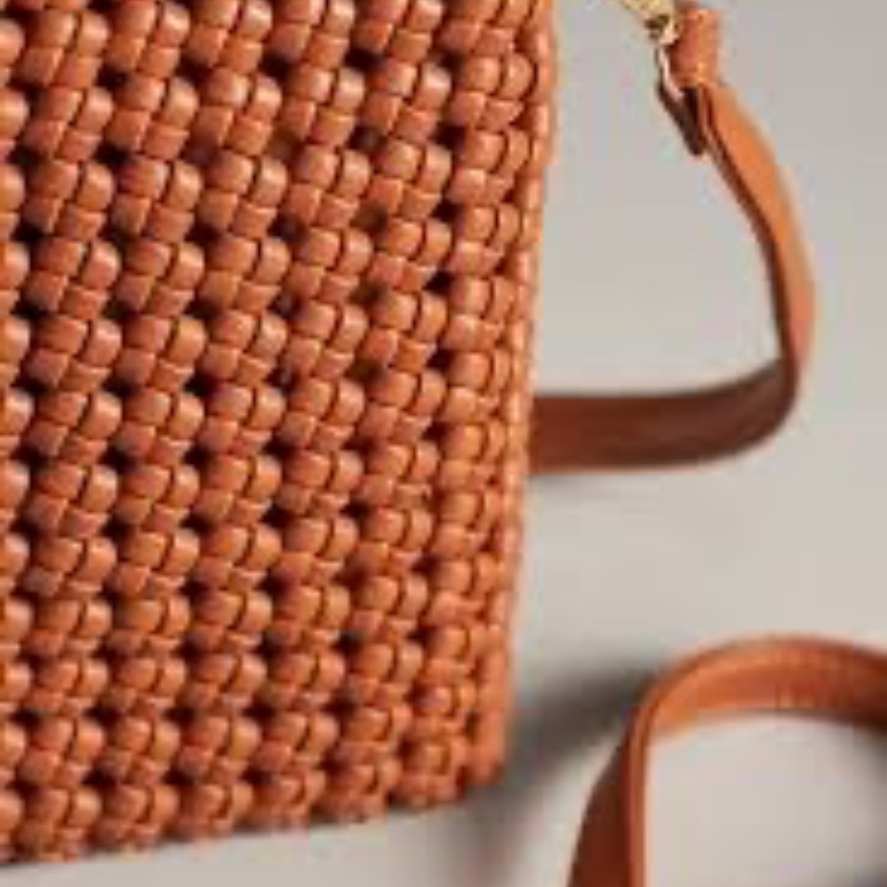 The Kalani Woven Knot Bag in Tan Cell Phone Edition NWOT - Picture 2 of 5